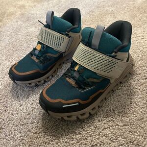 On Men’s Cloud Hi Edge Defy Sneaker Shoe Evergreen/Clay Men’s Size 7 US 40 EU